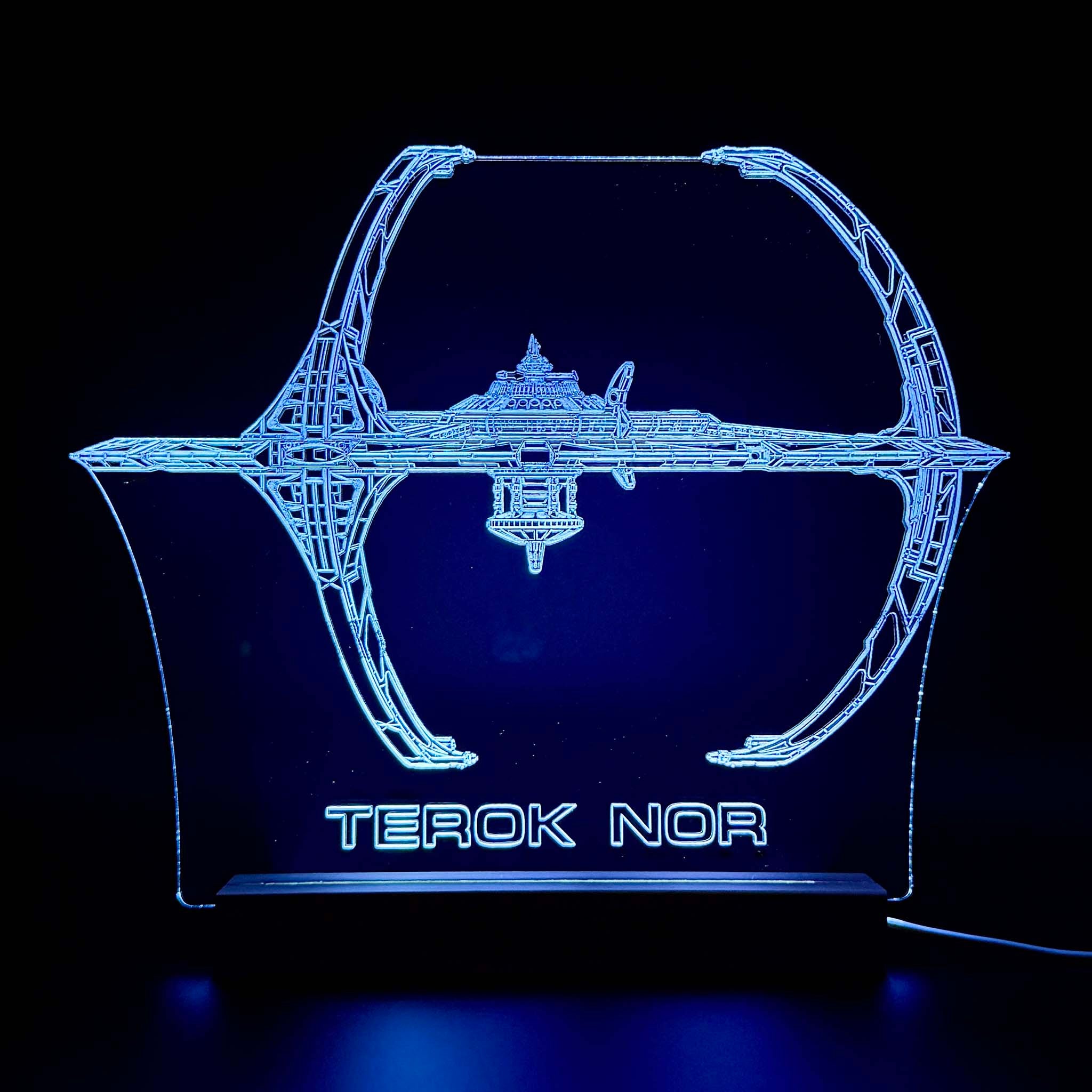 Star Trek Deep Space Nine Wireframe LED Lamp Side View