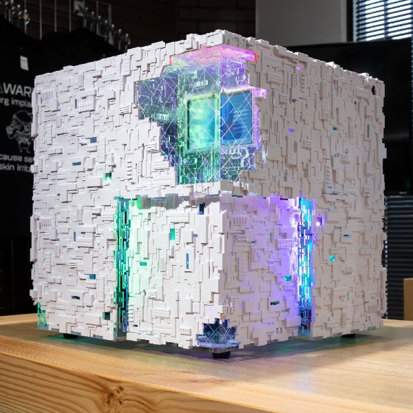 Star Trek Artifact Borg Cube Snow White Edition ATX - STAR TREK